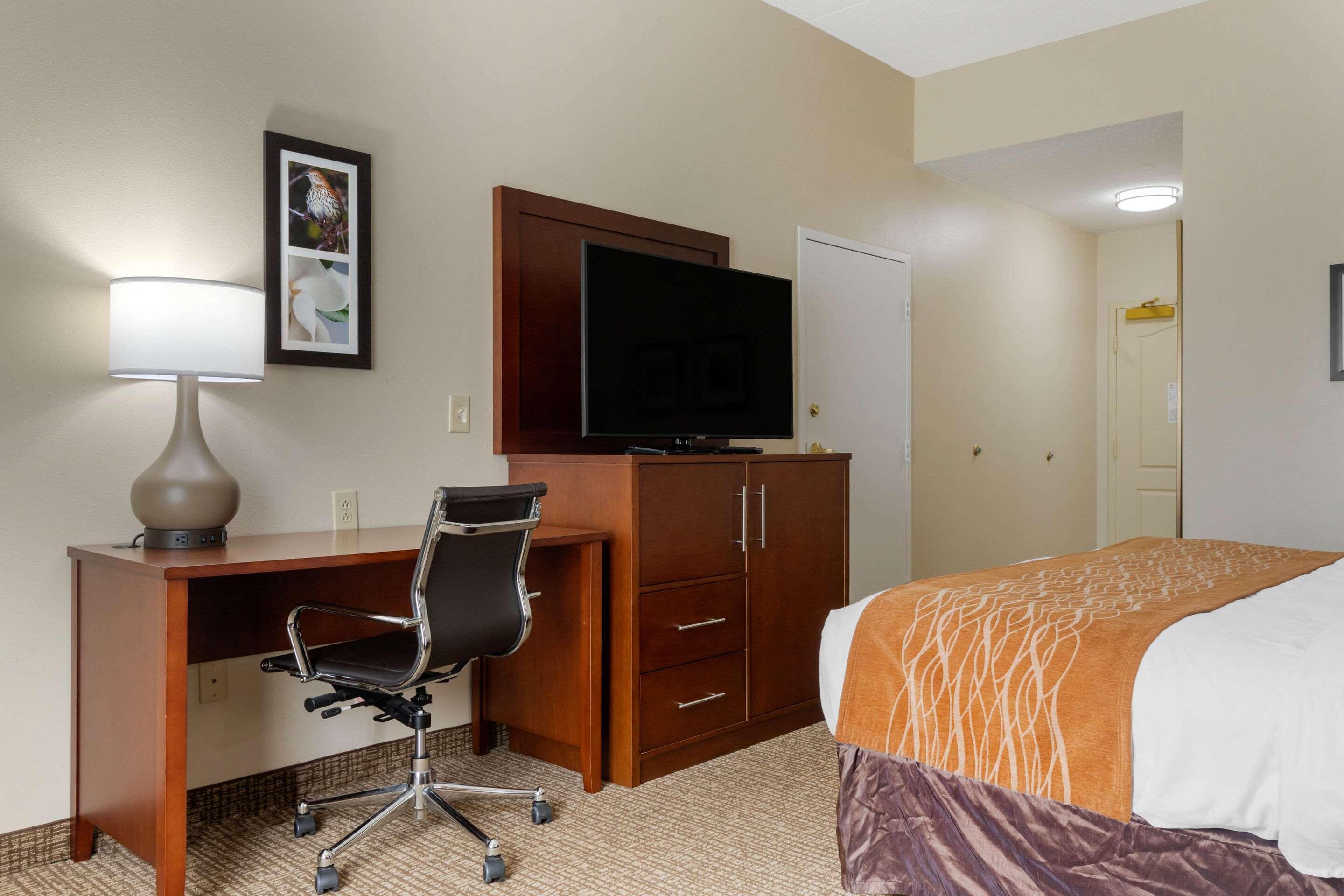 Comfort Inn & Suites Кордел Экстерьер фото